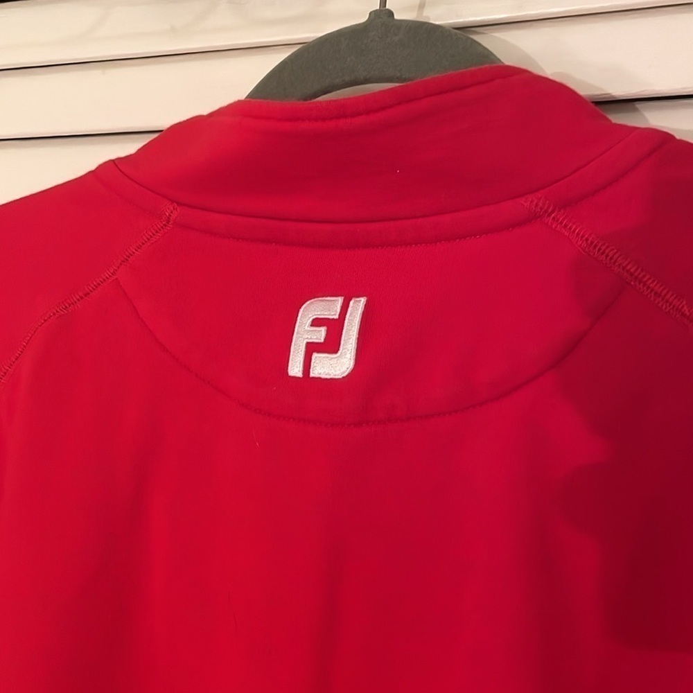 FootJoy Vibrant Red Bear Lakes Emblem 3/4 Zip Up Sweater - Picture 10 of 12